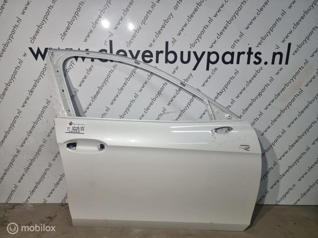 Portier rechtsvoor Volkswagen Passat B9 ('24->) 30831312b, Gebruikt, Deur, Ophalen of Verzenden, Skoda