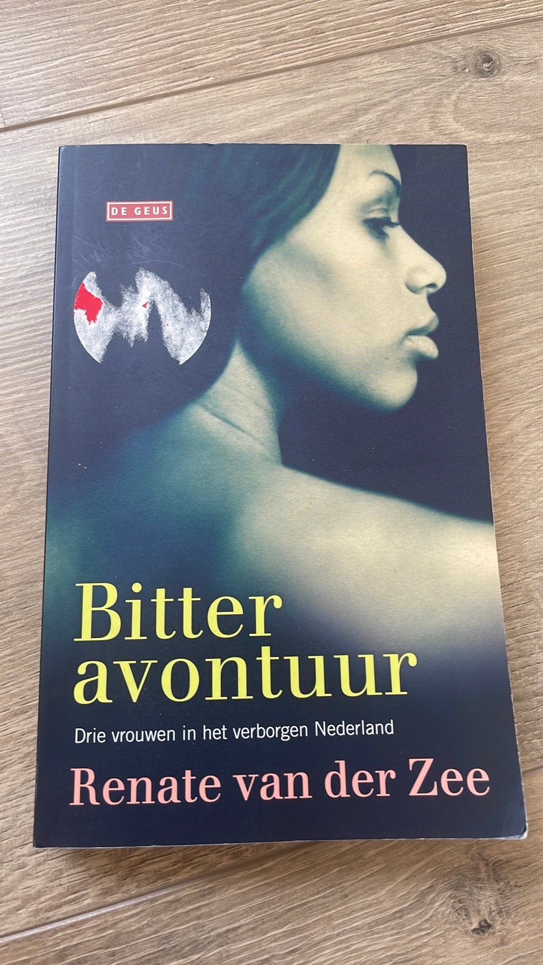 Bitter avontuur, Ophalen of Verzenden, Zo goed als nieuw