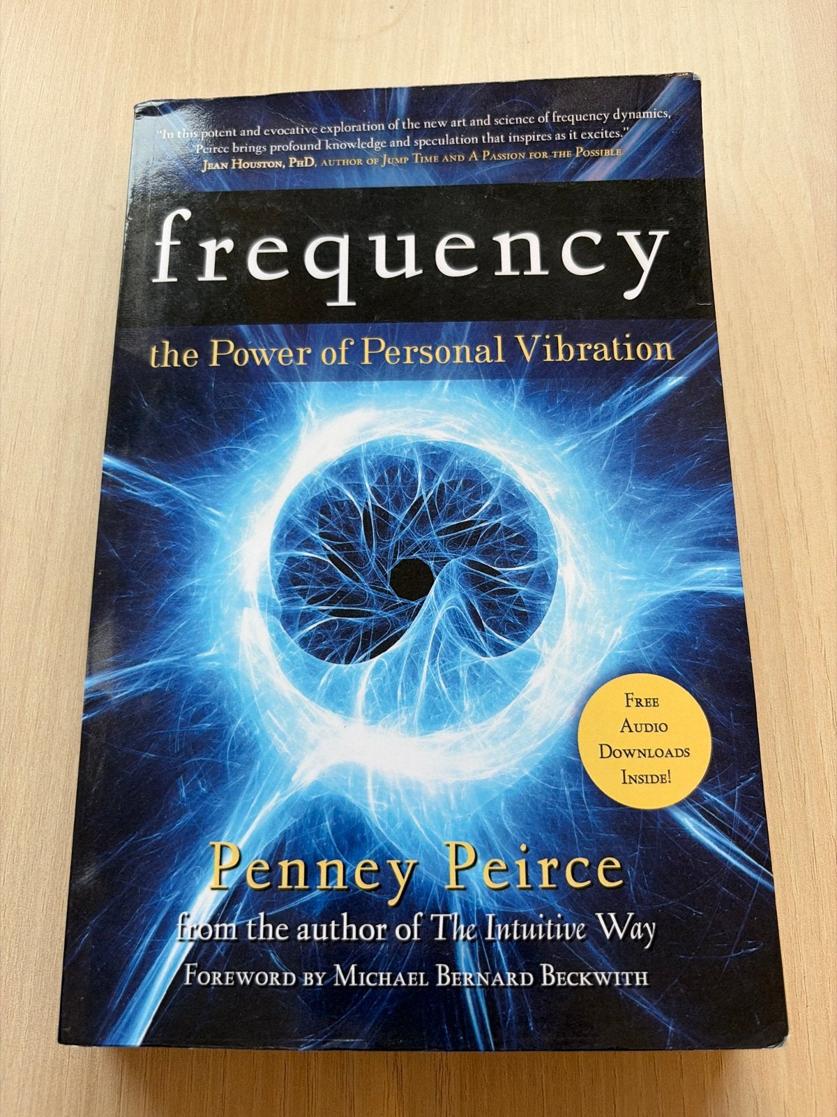 Frequency: The Power of Personal Vibration - Penney Peirce, Ophalen of Verzenden, Zo goed als nieuw, Spiritualiteit algemeen, Achtergrond en Informatie