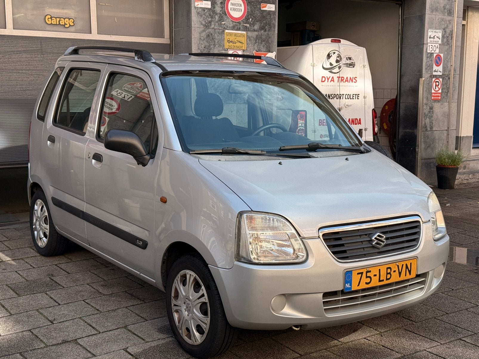 Suzuki Wagon R+ | Automaat | NAP NL auto | onderhoudhistorie, Auto's, Suzuki, 970 kg, Stof, 40 €/maand, 4 cilinders