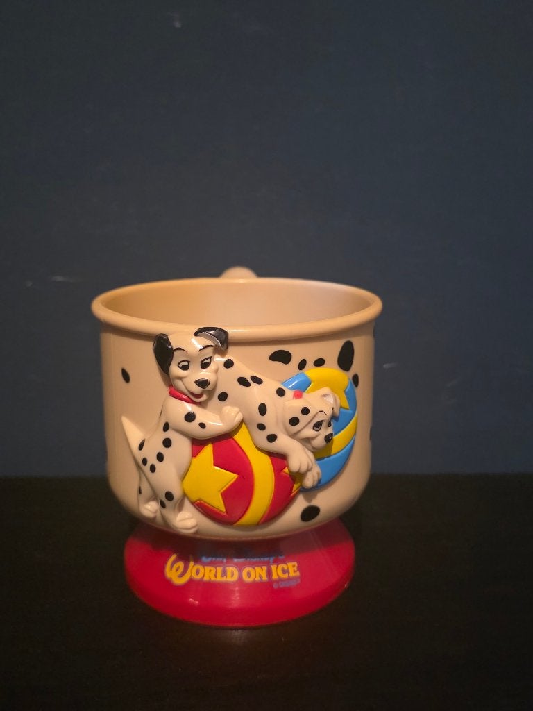 Disney 101 Dalmatiërs World on Ice souvenirbeker, Verzamelen, Ophalen of Verzenden, Overige figuren, Zo goed als nieuw, Servies