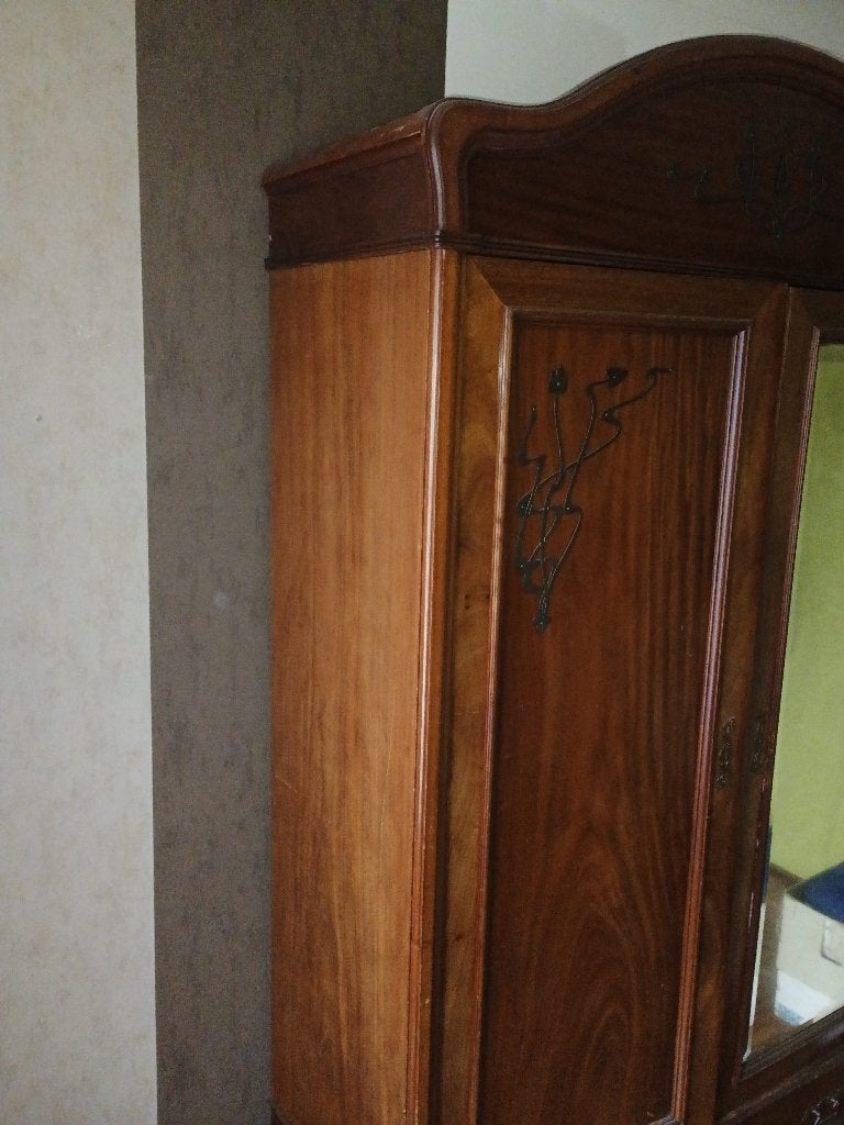 Jugendstil kast, Ophalen