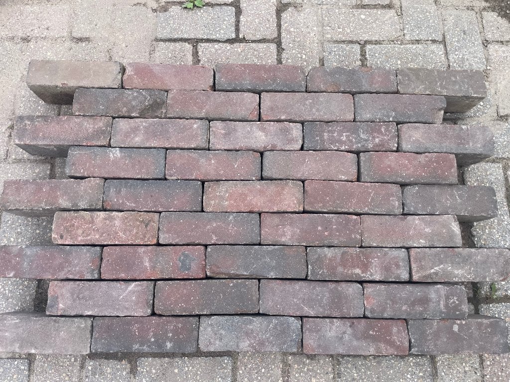 Oude gebakken dikformaten paars op pallet uit voorraad P016, Ophalen, Gebruikt, Keramiek, Klinkers
