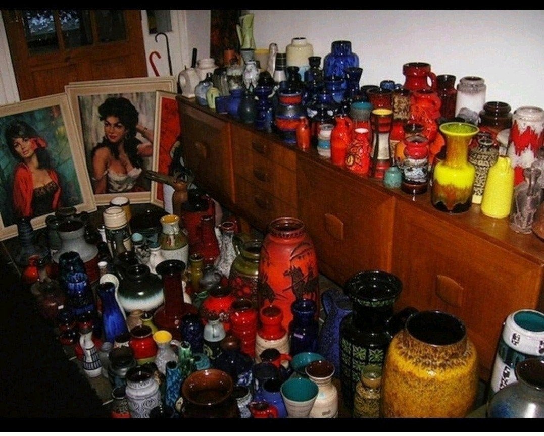 Gezocht: Grote partijen vintage keramiek, Eén persoon, Kortingskaart