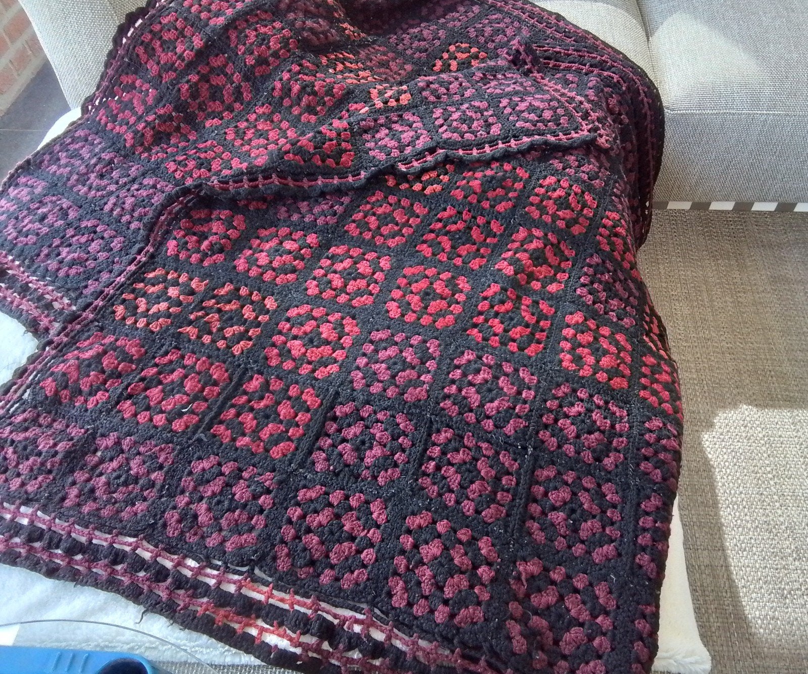 Vintage Gehaakte Sprei/Deken - Diverse kleuren., Gebruikt, 100 tot 150 cm, Vintage, Handgemaakt, Gehaakt, Zwart