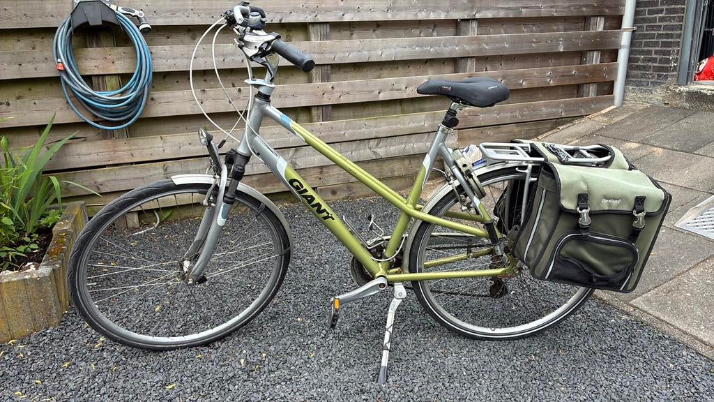 Giant dames fiets - Escaper MX, Ophalen, 28 inch, Gebruikt, 10 tot 15 versnellingen