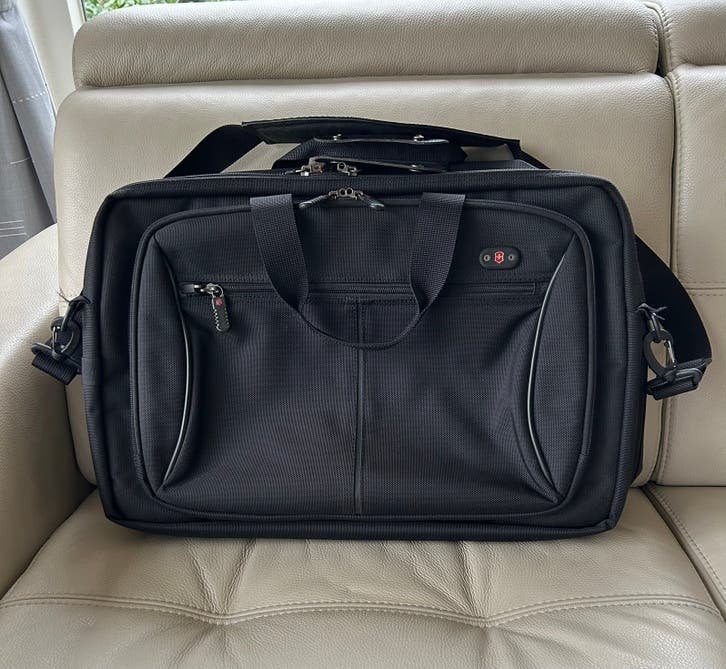Professionele cordura Victorinox tas NIEUW, Computers en Software, 15 inch, Overige typen, Nieuw, Zwart