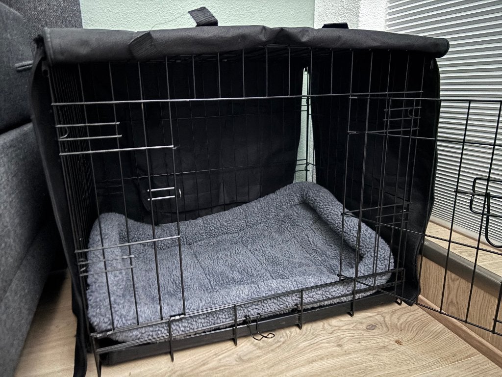 Hondenbench zwart, 46 x 60 x 44 cm met benchhoes zwart, Ophalen, Gebruikt