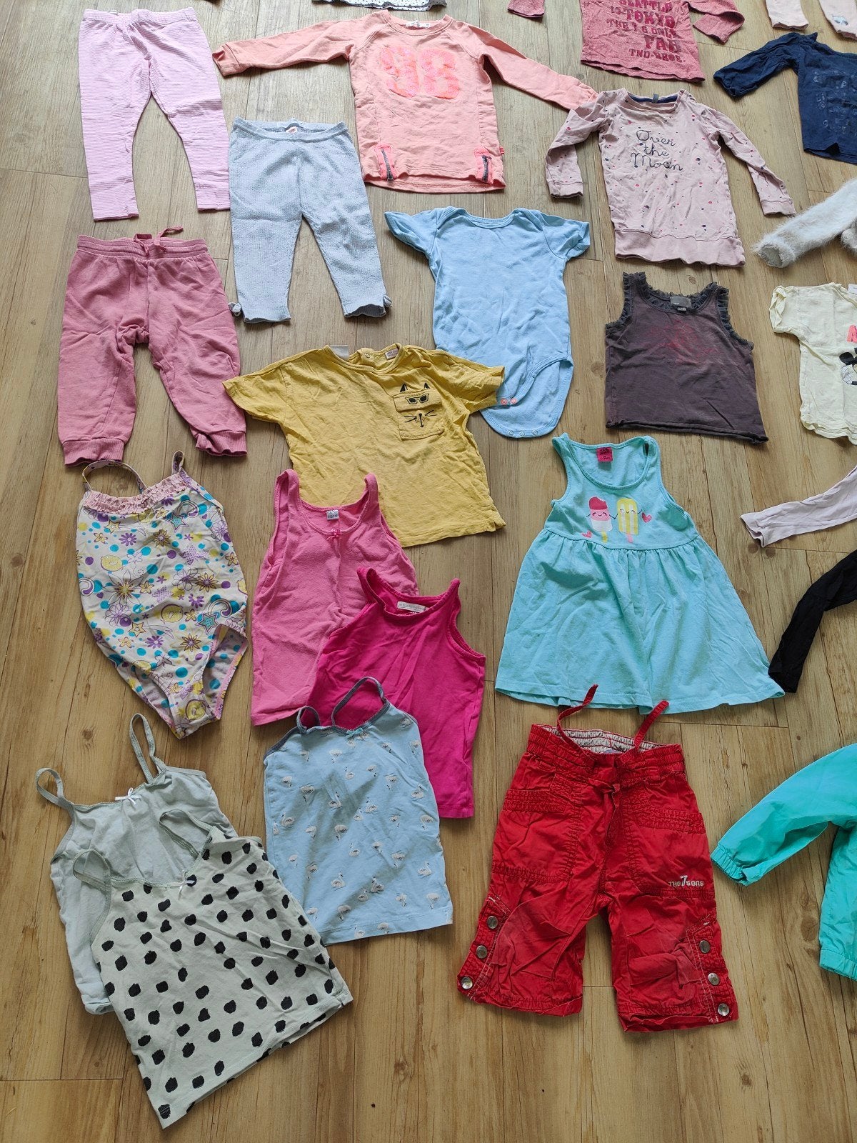 29-delig kledingpakket meisje Zomer maat 92/98 H&M Hema, Ophalen of Verzenden, Meisje
