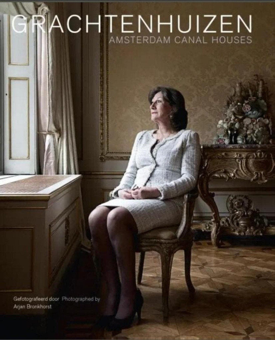 VIER EEUWEN AMSTERDAMSE GRACHTENHUIZEN EN HUN BEWONERS., Ophalen of Verzenden, Zo goed als nieuw