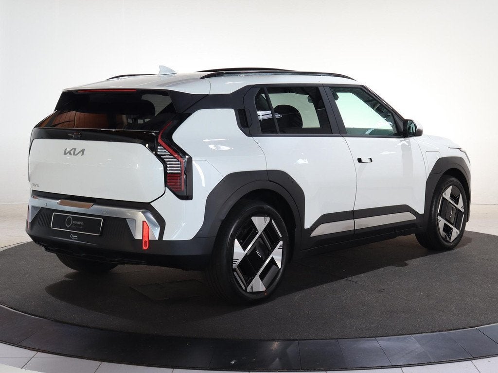 Kia EV3 Plus Advanced 58.3 kWh | Trekhaak | Panoramaschuifda, EV3, 1700 kg, Wit, 204 pk