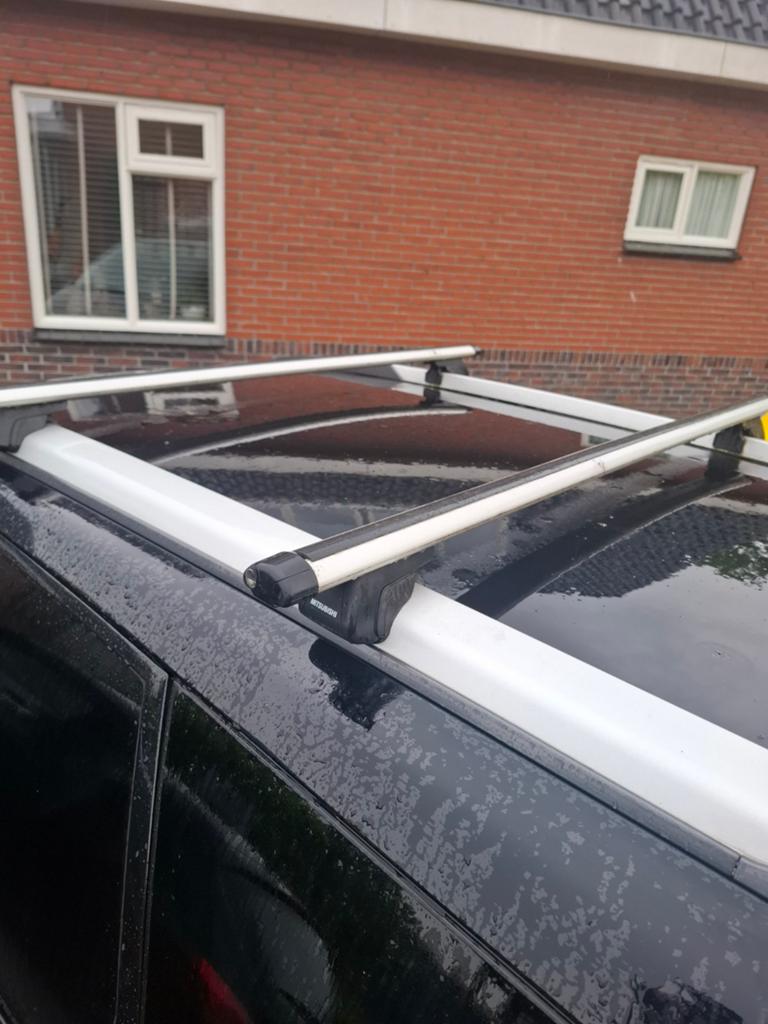 Mitsubishi dakdragers voor gesloten dakrail, Auto diversen, Dakdragers, Ophalen