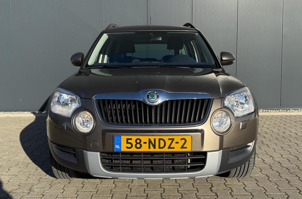Skoda Yeti 1.2 TSI Ambition Airco Cruise Trekhaak Automaat N, Auto's, Euro 5, Stof, Gebruikt, 4 cilinders