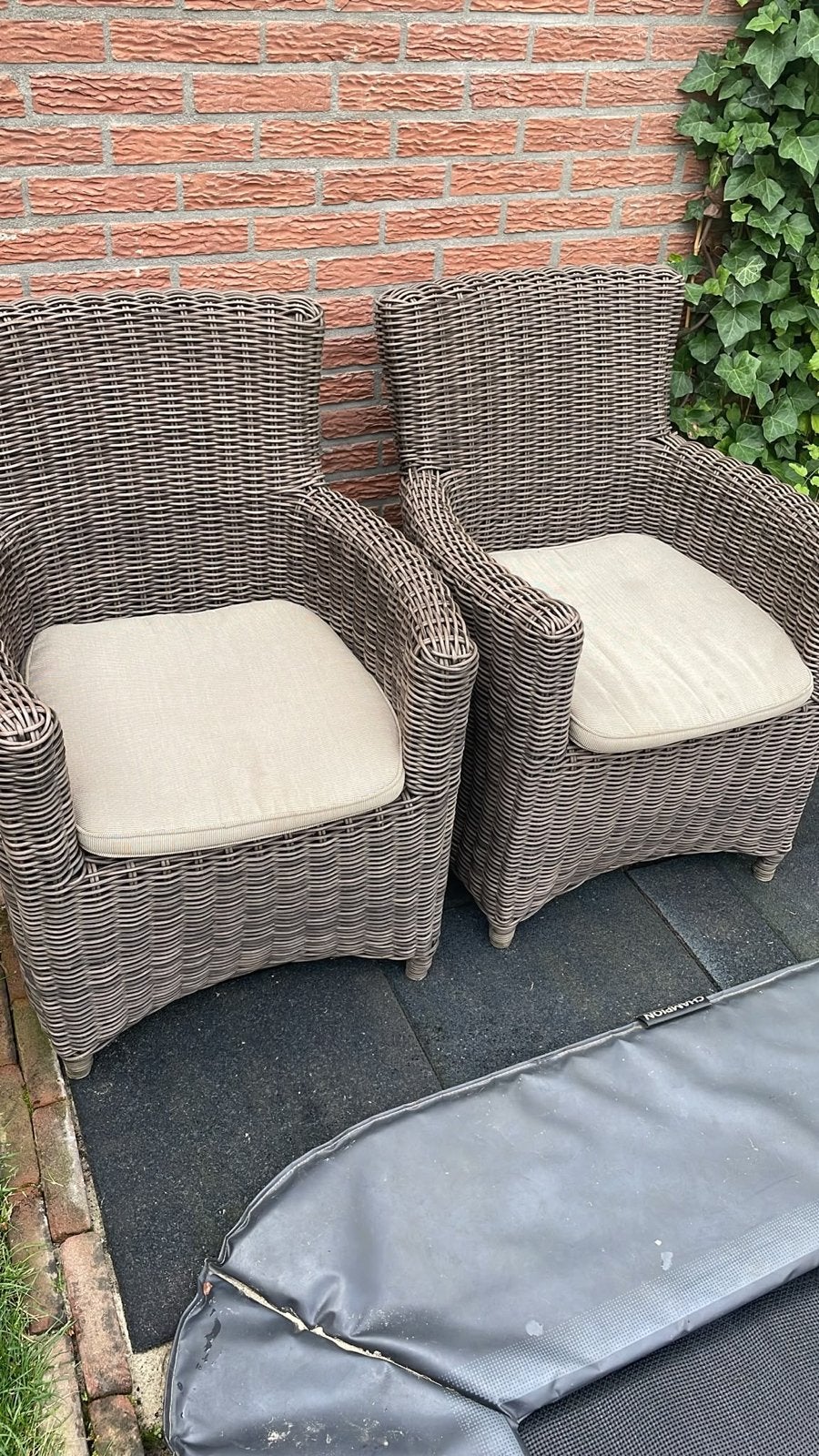 2 Wicker tuinstoelen (KJ outdoor) met kussens, Tuin en Terras, Ophalen, Gebruikt, Wicker