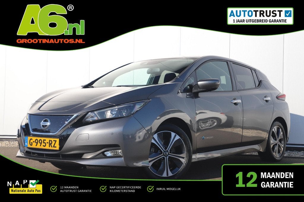 Nissan LEAF N-Connecta 40 kWh Trekhaak Navigatie 360 Camera, Auto's, Nissan, Stof, Gebruikt, Origineel Nederlands, 1480 kg