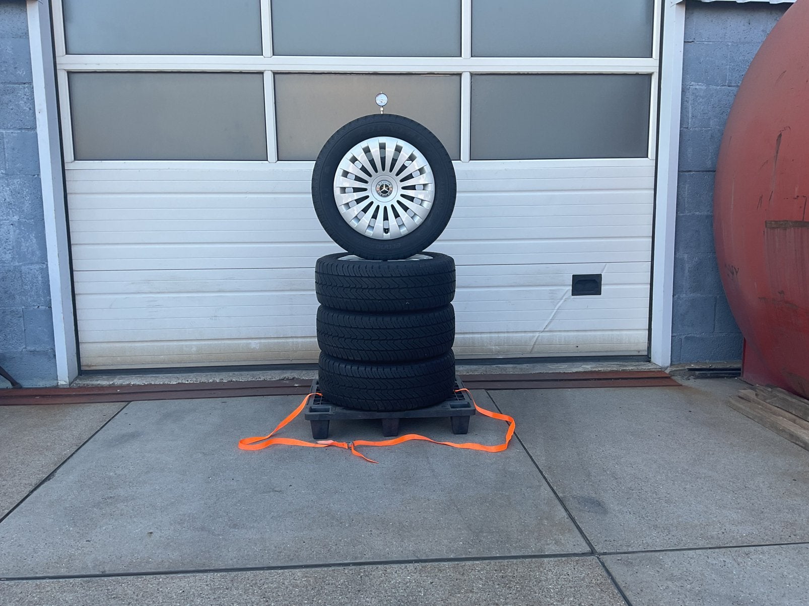 Mercedes Vito.  V - Klasse.  EQV.  Zomerset. 225 - 55 - 17., Ophalen, Banden en Velgen, 17 inch, Bestelwagen