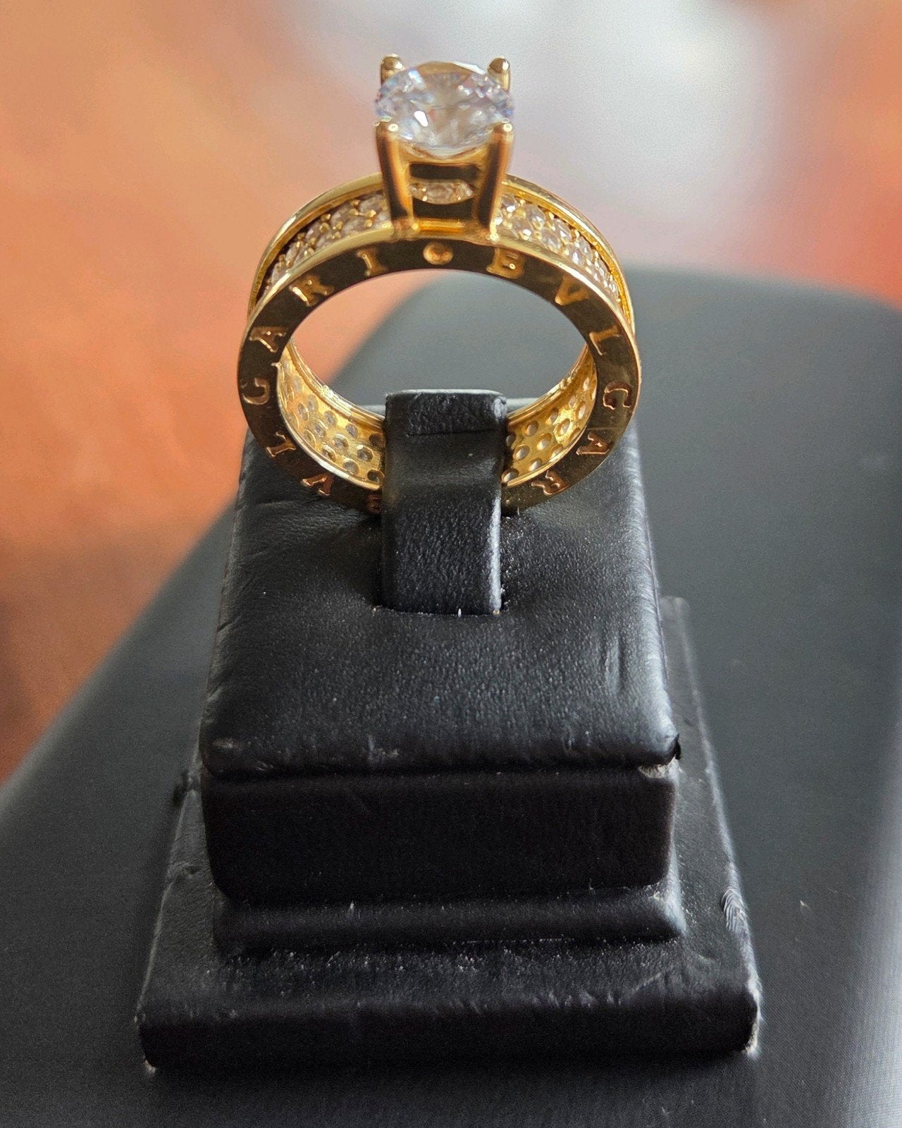 18k Bvlgari ring, 20 of groter, Ophalen of Verzenden, Zo goed als nieuw, Dame