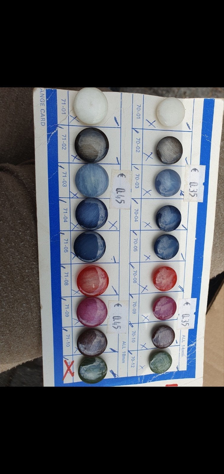 Knopen in verschillende kleuren 2 maten, Ophalen of Verzenden, Overige typen