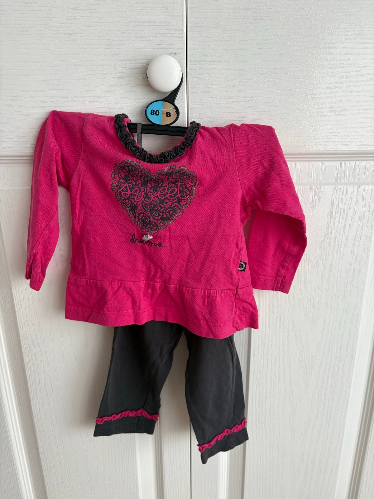 Frendz setje: roze shirt en donkergrijze broek (maat 74), Ophalen of Verzenden, Zo goed als nieuw, Meisje