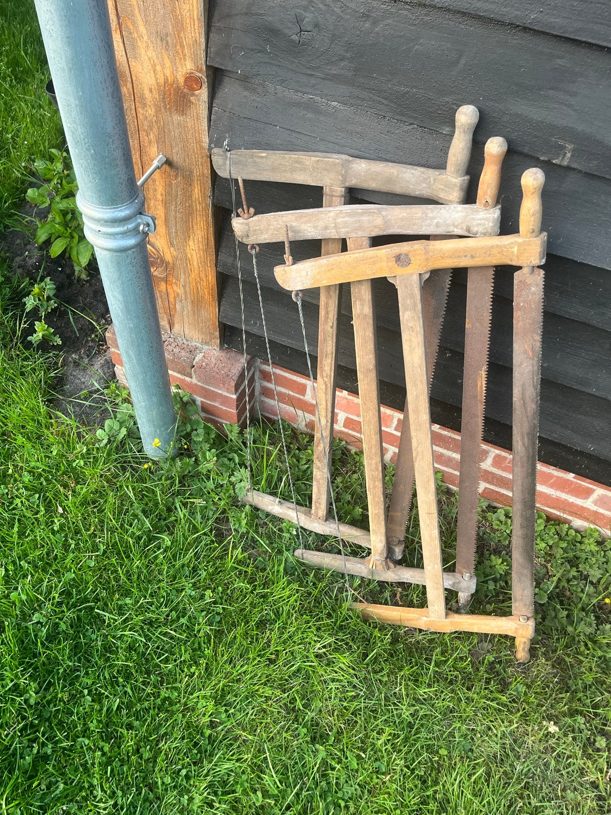 Drie trekzagen. Zeer decoratief, Tuin en Terras, Handzagen, Ophalen, Gebruikt, Handzaag