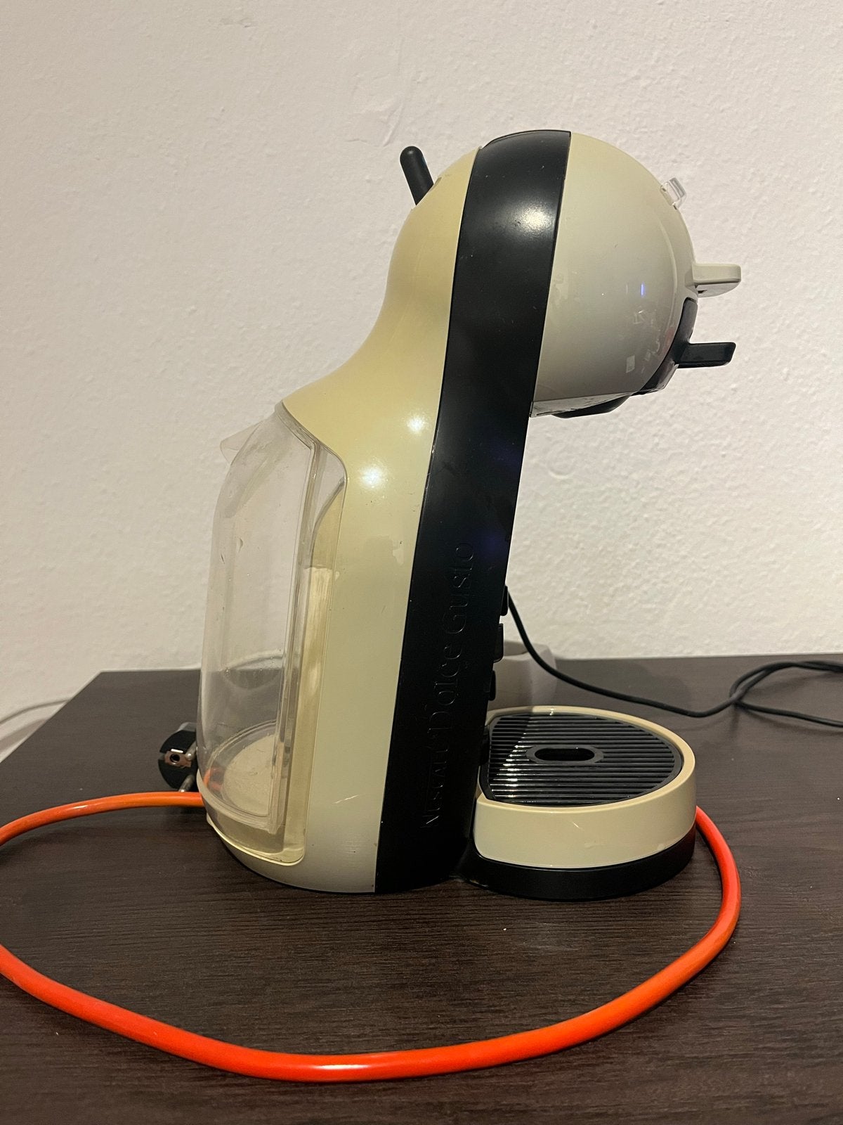 Krups Nescafé Dolce Gusto Piccolo XS Koffiezetapparaat, Witgoed en Apparatuur, Koffiezetapparaten, Ophalen, Gebruikt, Koffiemachine