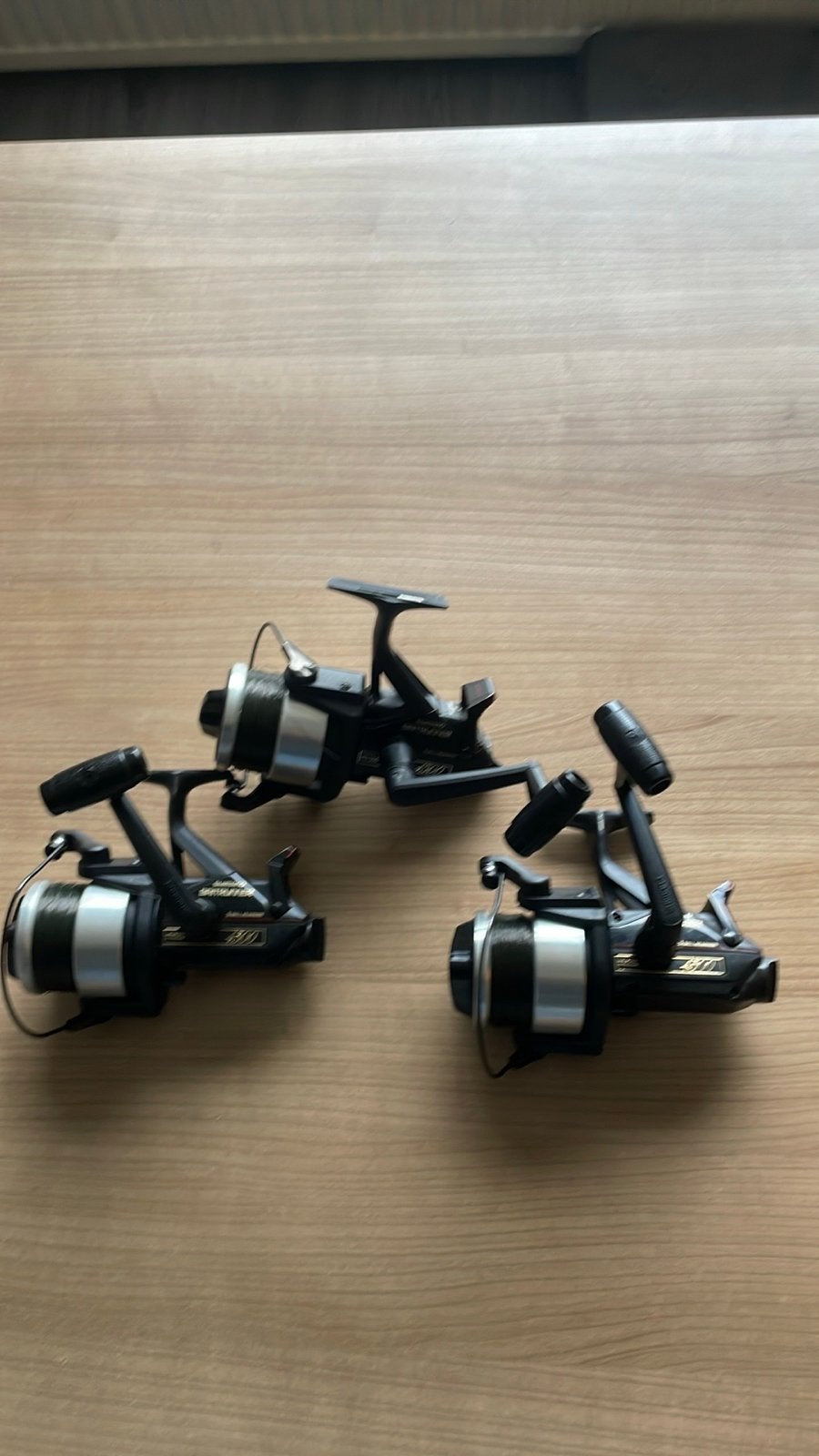 Shimano Baitrunner 4500 Molen - Set van 3, Ophalen of Verzenden, Gebruikt, Molen