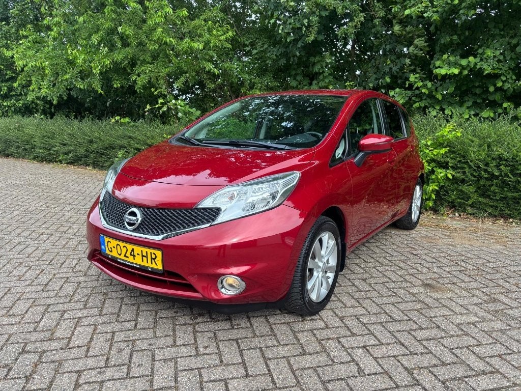 Nissan Note 1.2 Dig-s 72KW/98PK CVT 2015 Rood, Stof, Zwart, 1045 kg, 1198 cc