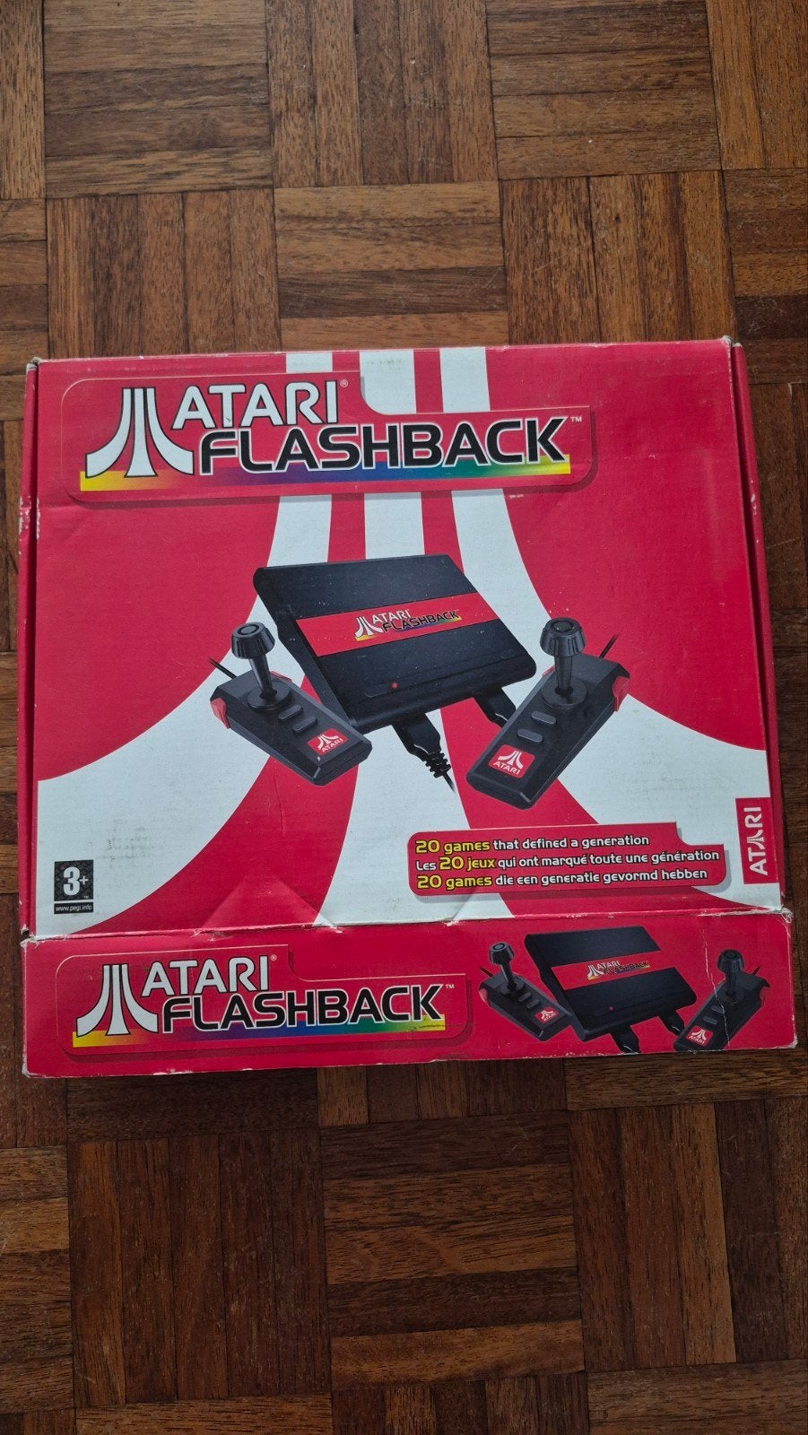 Atari Flashback, Spelcomputers en Games, Spelcomputers | Atari, Ophalen of Verzenden, Gebruikt, Met 2 controllers