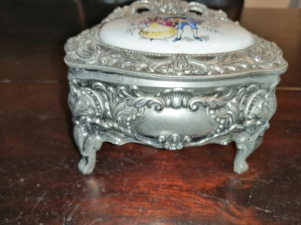 Vintage verzilverde sieraden doos, barokstijl , 12x9x8cm, Sieraden, Tassen en Uiterlijk, Ophalen of Verzenden, Overige materialen