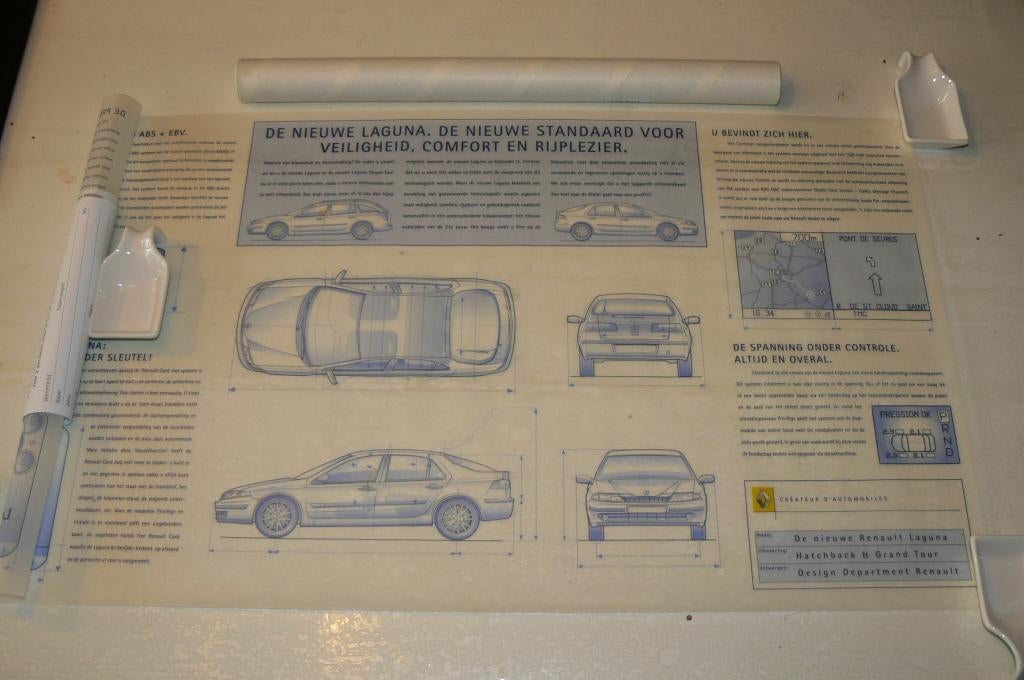 Blauwdruk introductie pamflet Renault Laguna 2 uit 2001, Renault Nederland, Ophalen of Verzenden, Zo goed als nieuw, Renault