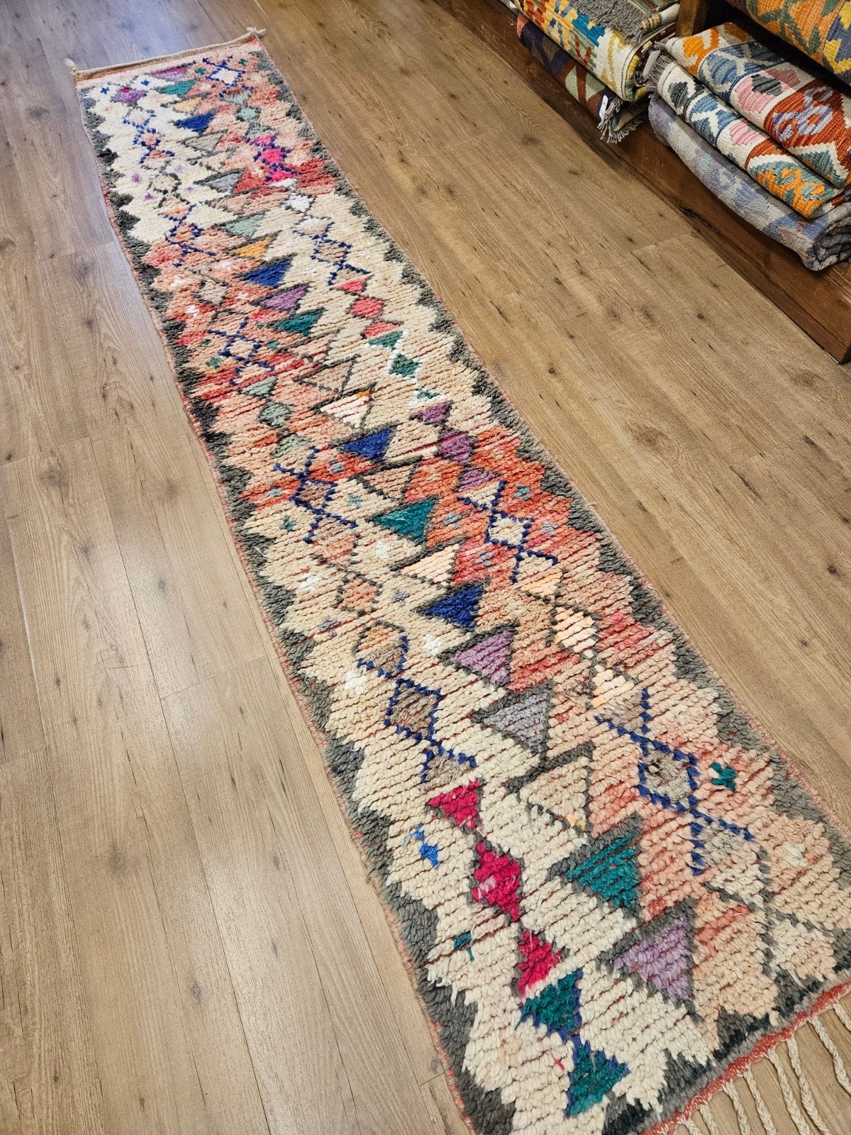 Handgeknoopt oosters tapijt loper beni mrirt 319x66, Info@SlatsAntiek.nl, Vof Slats Antiek, Rechthoekig, Herenstraat 31 leiden