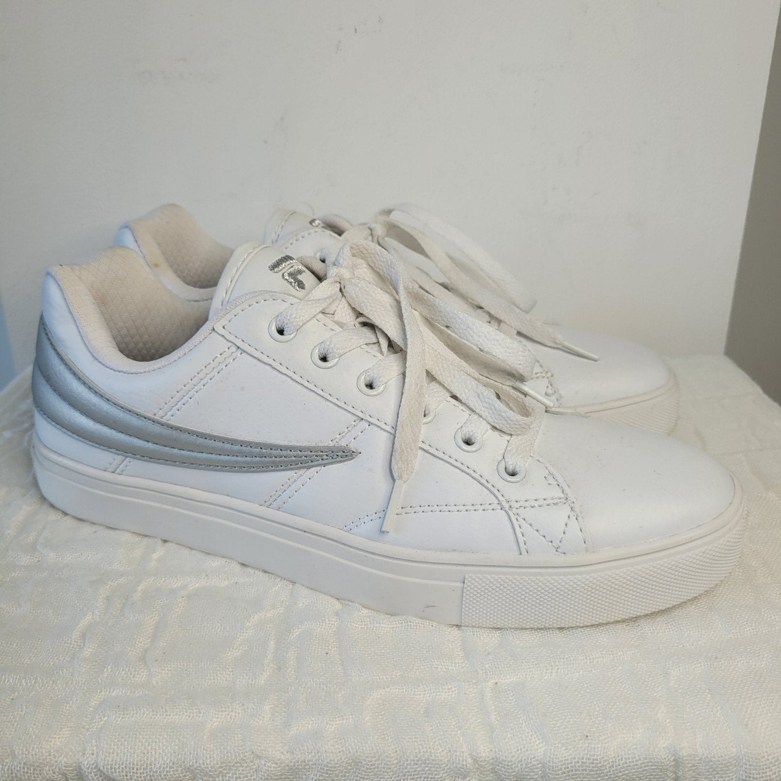 FILA Smokescreen low top sneakers 40 wit zilver, FILA, Wit, Ophalen of Verzenden, Sneakers of Gympen
