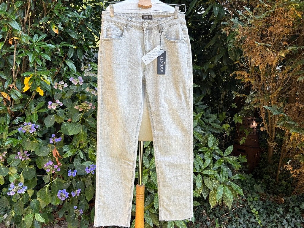 Nieuwe Bianco Gianna Broek - Straight Fit - Grijs - Maat 36, Kleding | Dames, Spijkerbroeken en Jeans, Bianco, Bianco, Nieuw, Ophalen of Verzenden