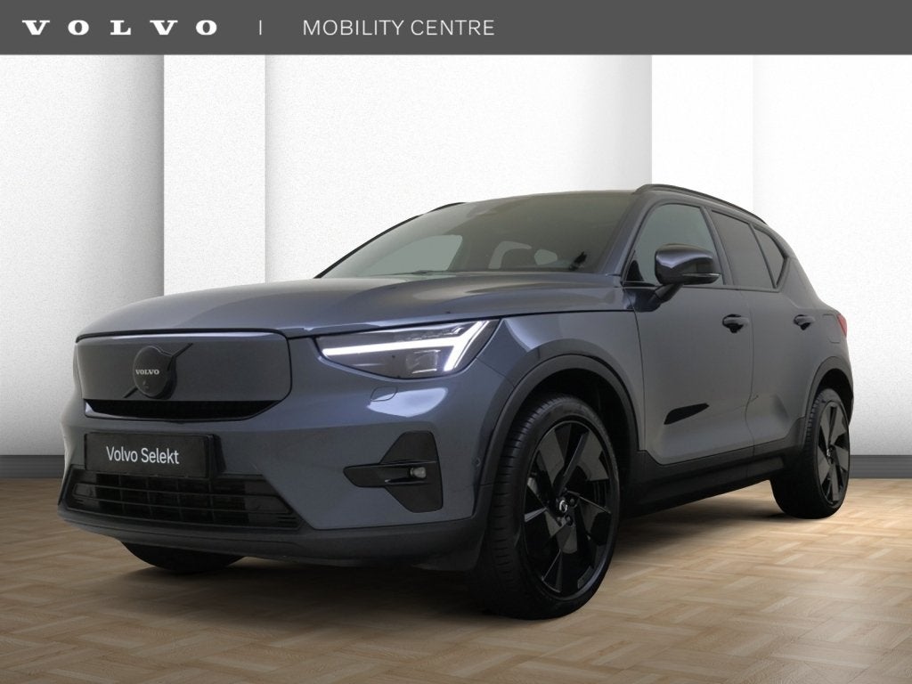 Volvo EX40 Extended Range Black Edition 82 kWh | Panoramadak
