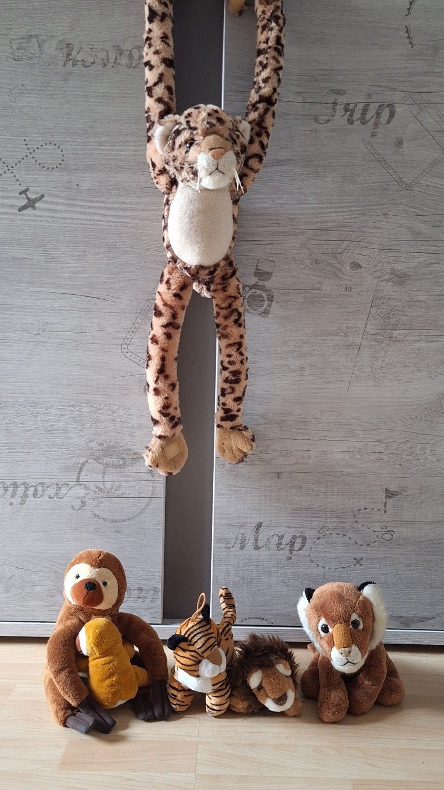 Leuke knuffels: luiaard, tijger, leeuw en luipaard, Gebruikt, Overige merken, Overige karakters, Ophalen of Verzenden