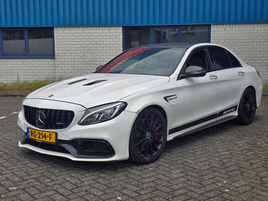Mercedes-Benz C-Klasse C63 schade, Auto's, Mercedes-Benz, Achterwielaandrijving, Wit, Leder, 3982 cc