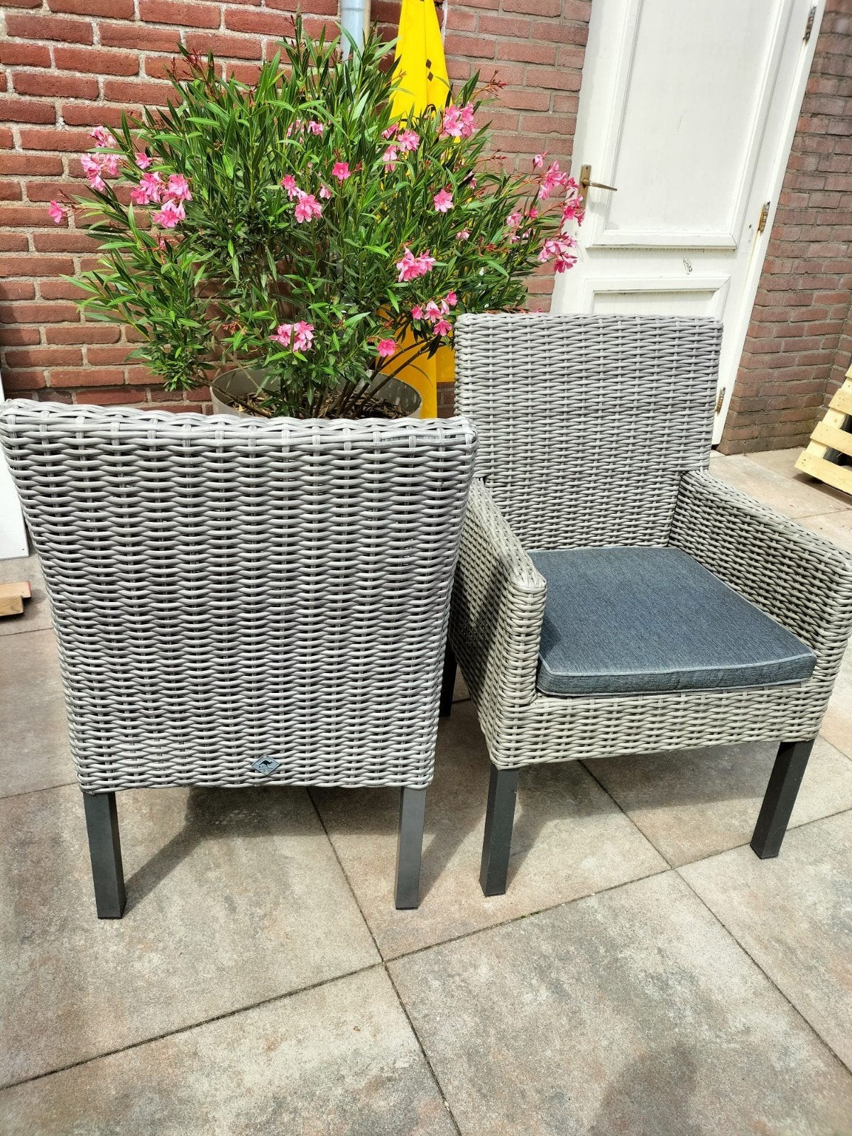 Set tuinstoelen met kussens, Ophalen, Gebruikt, Wicker