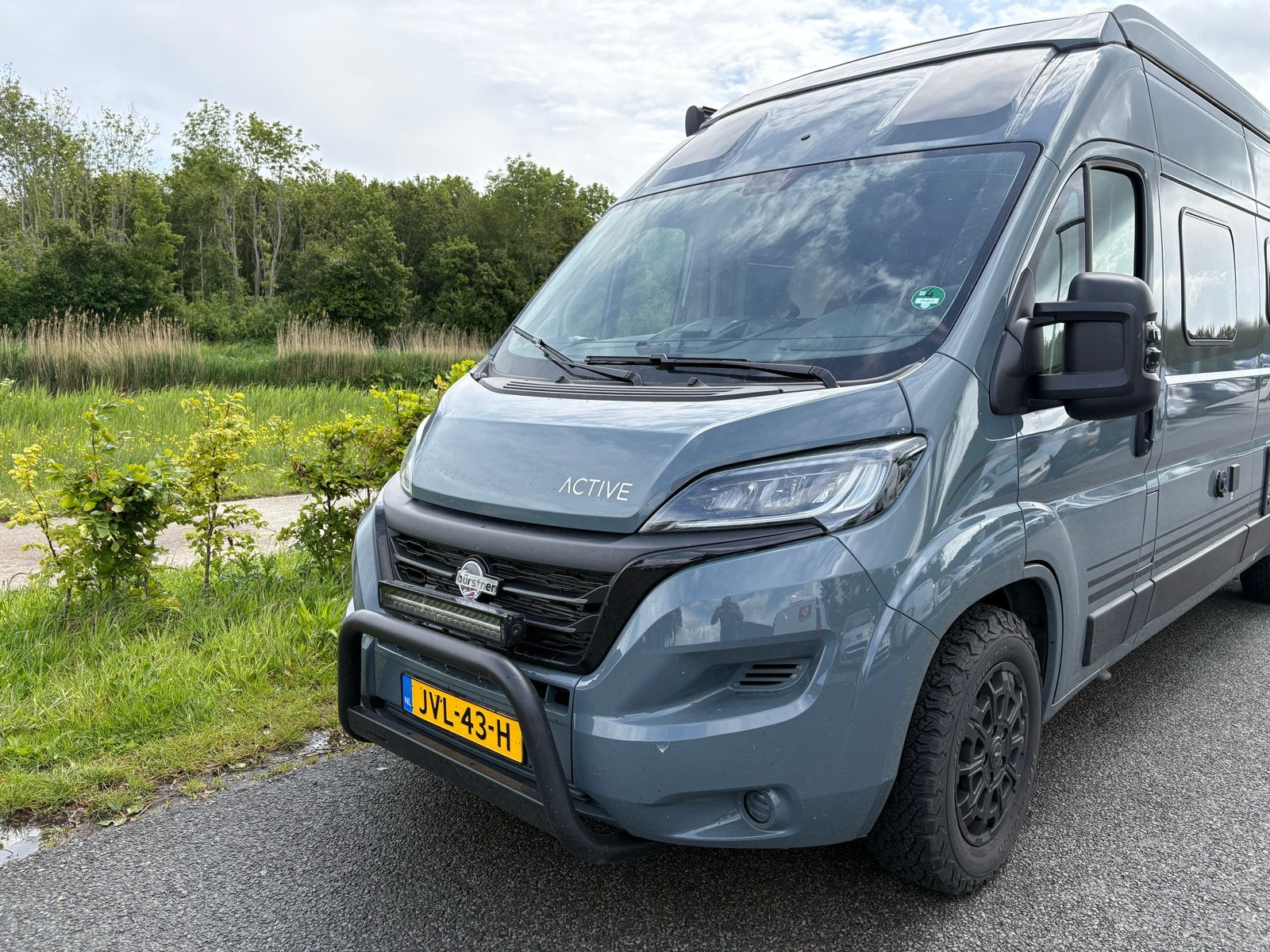Caravans And Camping Buscamper