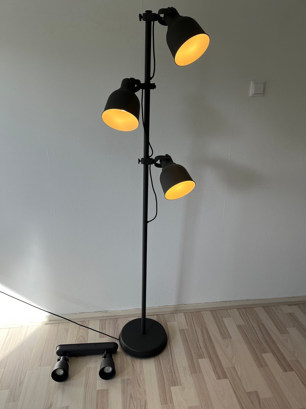 Ikea Hektar  staande lamp en plafond spots, Ophalen, Gebruikt, E14 (klein), Metaal