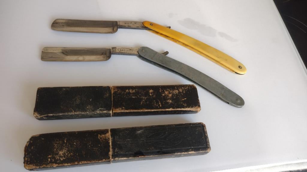 Antieke scheermessen met originele doosjes - Set van 2, Ophalen of Verzenden