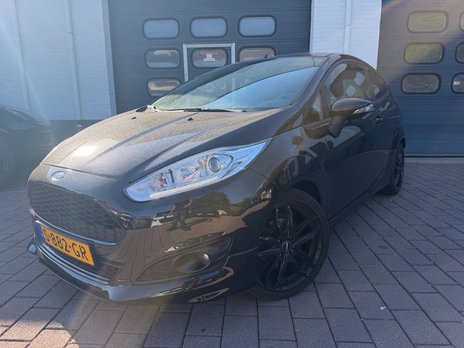 Ford Fiësta  ST-Line 1.0 125PK 3D 2015 Zwart, Voorwielaandrijving, 40 €/maand, 1023 kg, Particulier