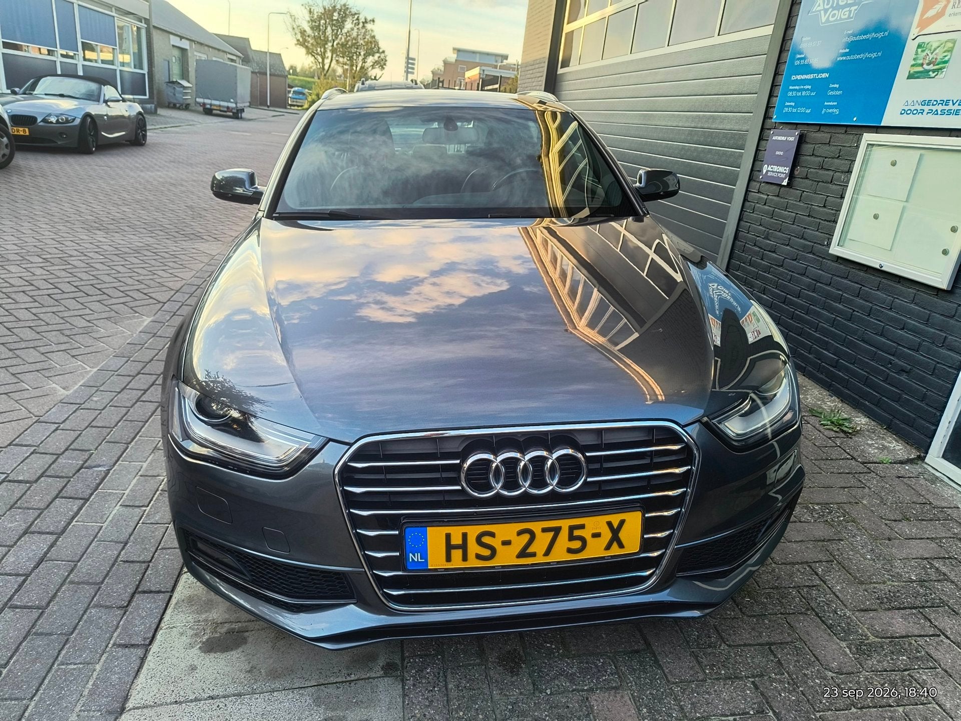 Audi A4 Avant 1.8 TFSI S- line Edition, Auto's, Dealer onderhouden, Gebruikt, 4 cilinders, 1505 kg