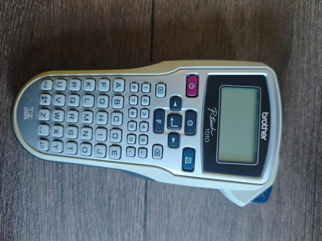 Brother P-Touch 1010 Labelprinter, Gebruikt, Qwerty, Ophalen of Verzenden, Brother