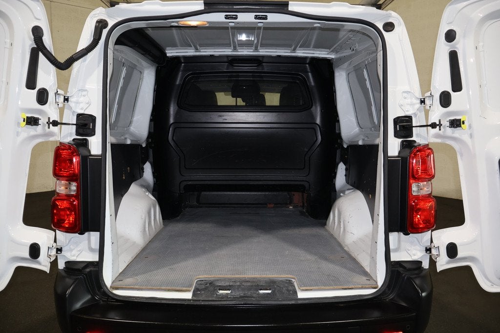 Peugeot Expert 2.0 BlueHDI 145pk Long Premium DC (bj 2022), 145 pk, Stof, Gebruikt, Euro 6