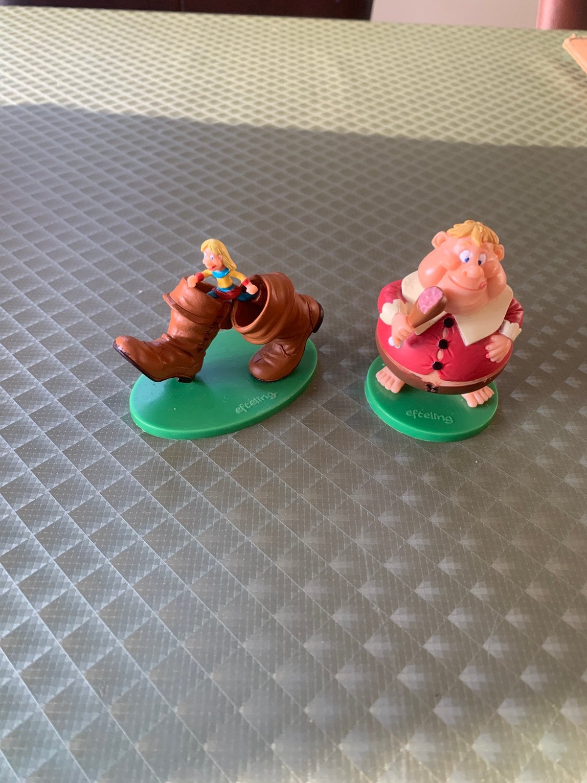 Efteling figuren+ boek, Verzamelen, Ophalen of Verzenden, Zo goed als nieuw, Beeldje of Poppetje