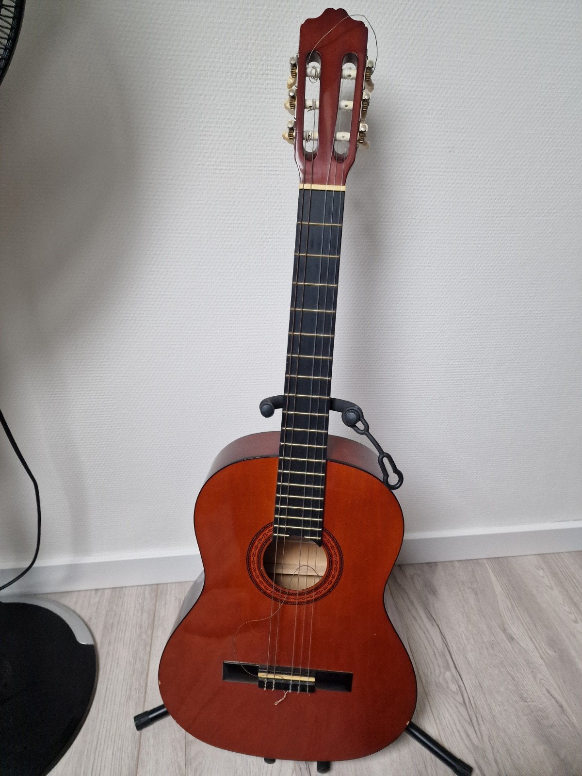 Antonio Martinez Gitaar - Beschadigd, 1 Snaar Gebro, Ophalen, Gebruikt, Klassieke of Spaanse gitaar
