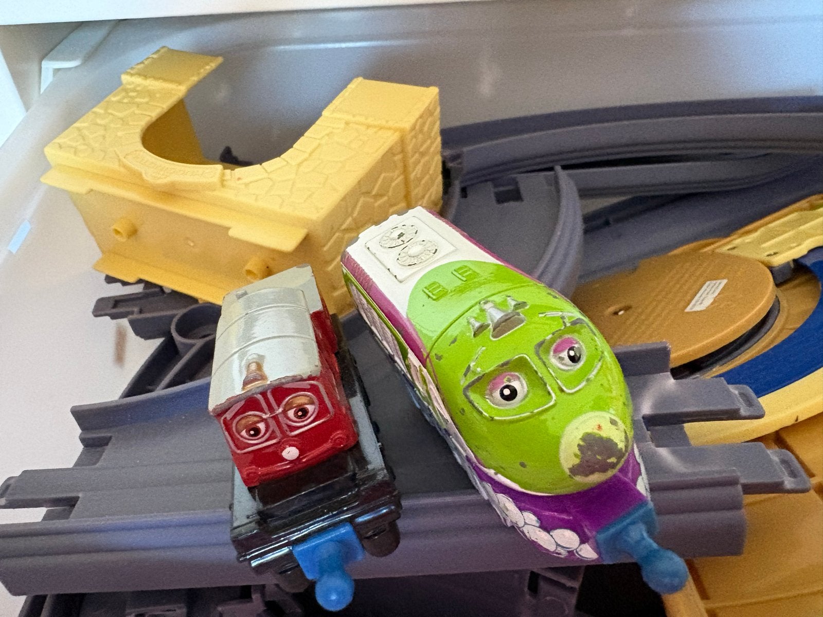 Chuggington Treinbaan met Treinen - Complete Set, Kinderen en Baby's, Speelgoed | Speelgoedvoertuigen, Gebruikt, Ophalen