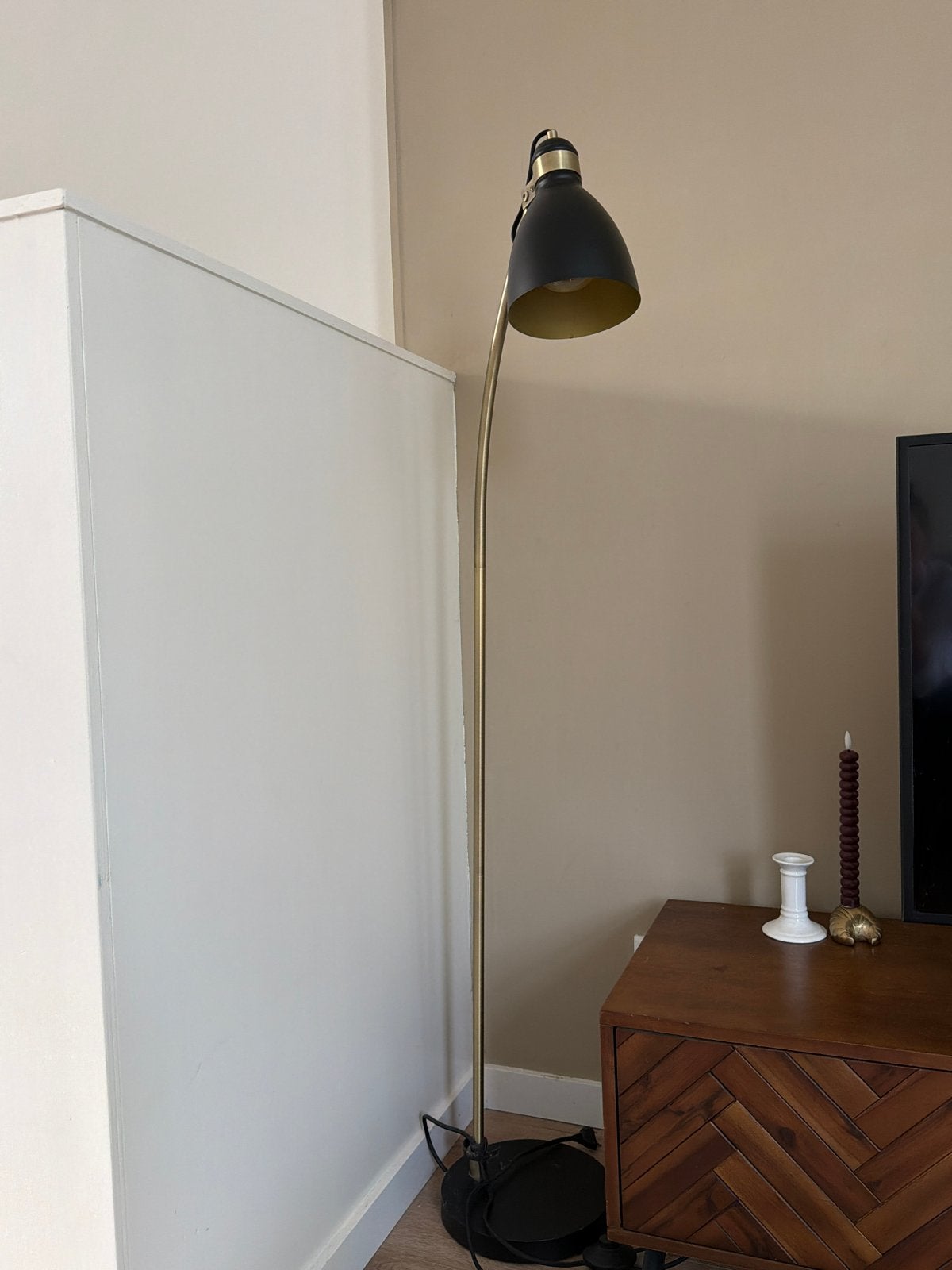 Stijlvolle staande lamp zwart/goud, modern design, Huis en Inrichting, Ophalen, Gebruikt, E27 (groot), Metaal