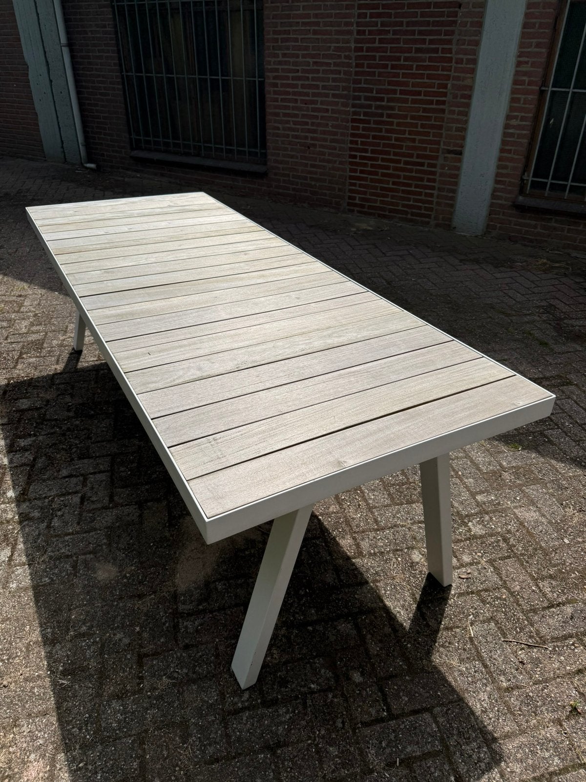 Tuintafel van Ipé hout en staal, Ophalen of Verzenden, Zo goed als nieuw, Rechthoekig, Hout