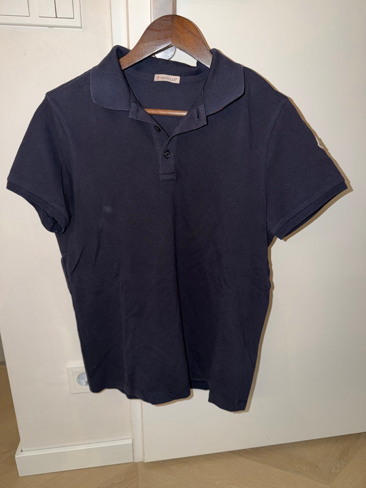 Moncler Polo Shirt Maat S - Donkerblauw, Kleding | Heren, Ophalen of Verzenden, Zo goed als nieuw, Maat 46 (S) of kleiner, Blauw